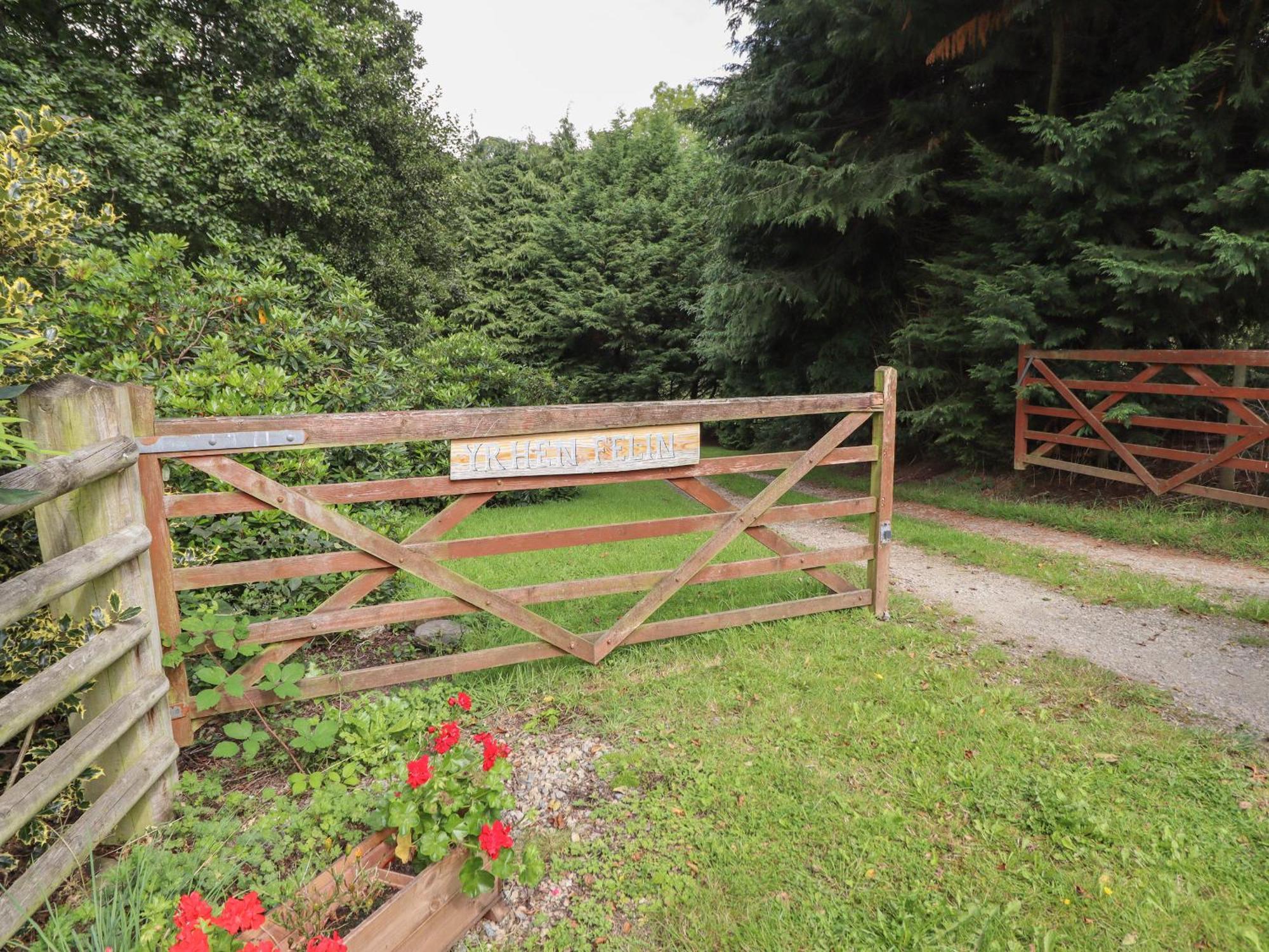 Yr Hen Felin Oswestry Exterior foto